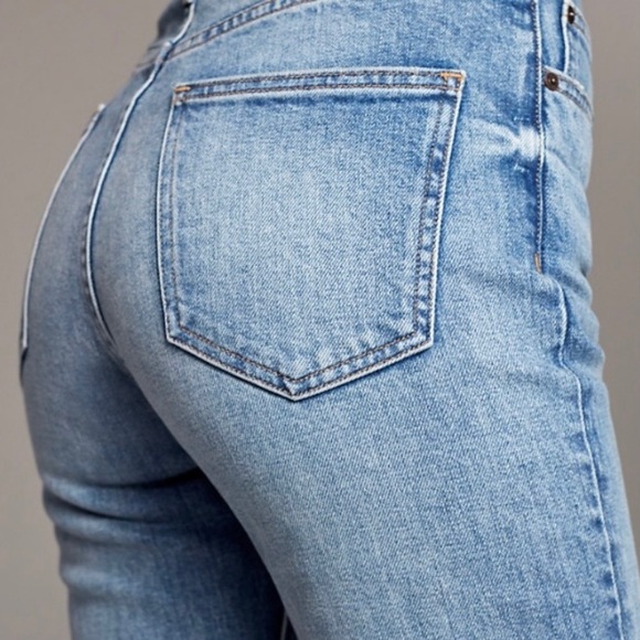 Aritzia Denim Forum - Bailey Cropped Flare - 23 - Picture 11 of 15